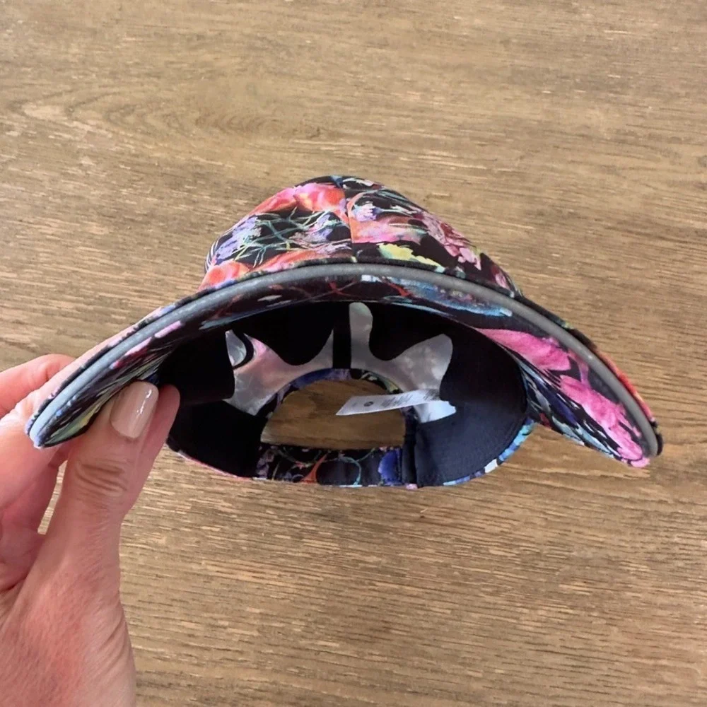 NWOT Lululemon Fast and Free Running Hat-Flowerscope Black Multi-Style# W9EPLS